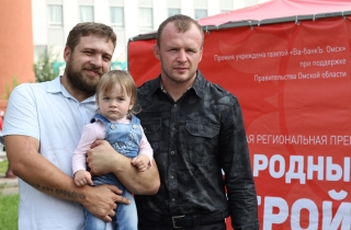 Автограф-сессия с А. Шлеменко и А. Фабрициусом